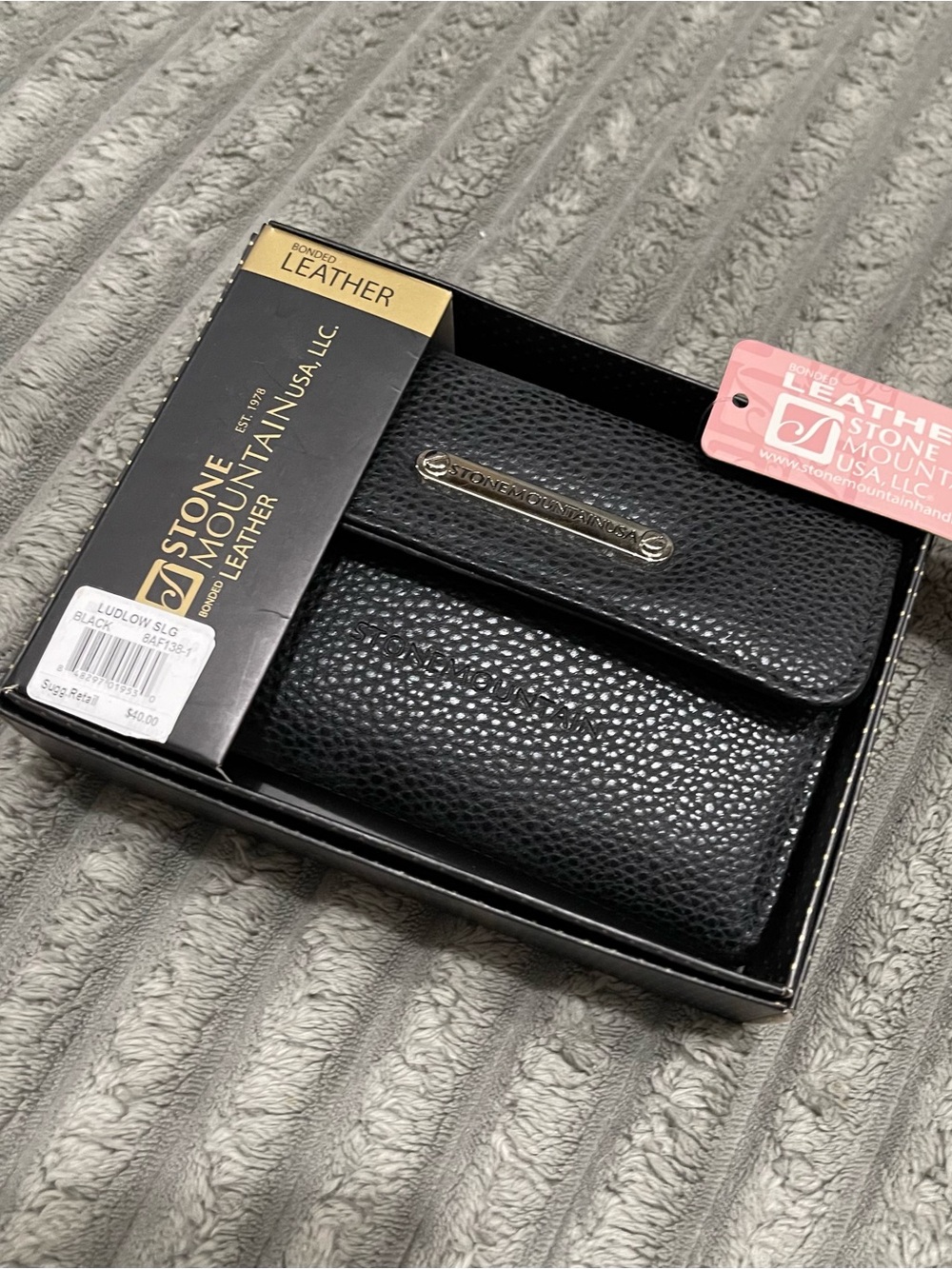 Stone Mountain Accessories Black Pebbled Leather women’s wallet